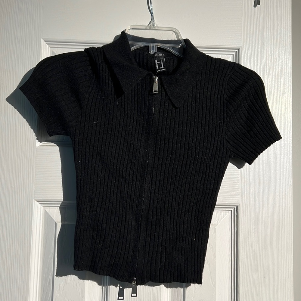 Super cute zip at both ends sweater